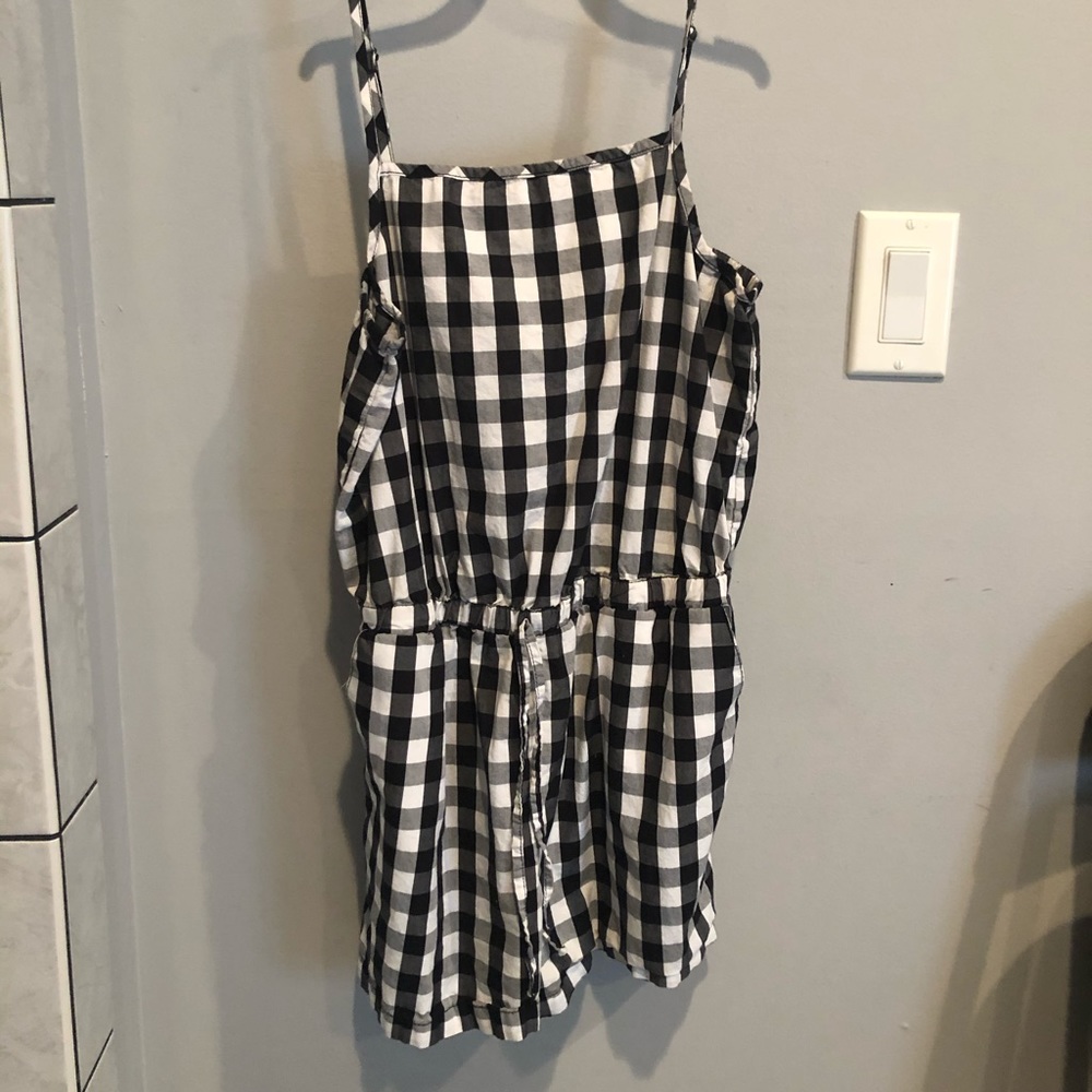 Super cute black and white gingham romper